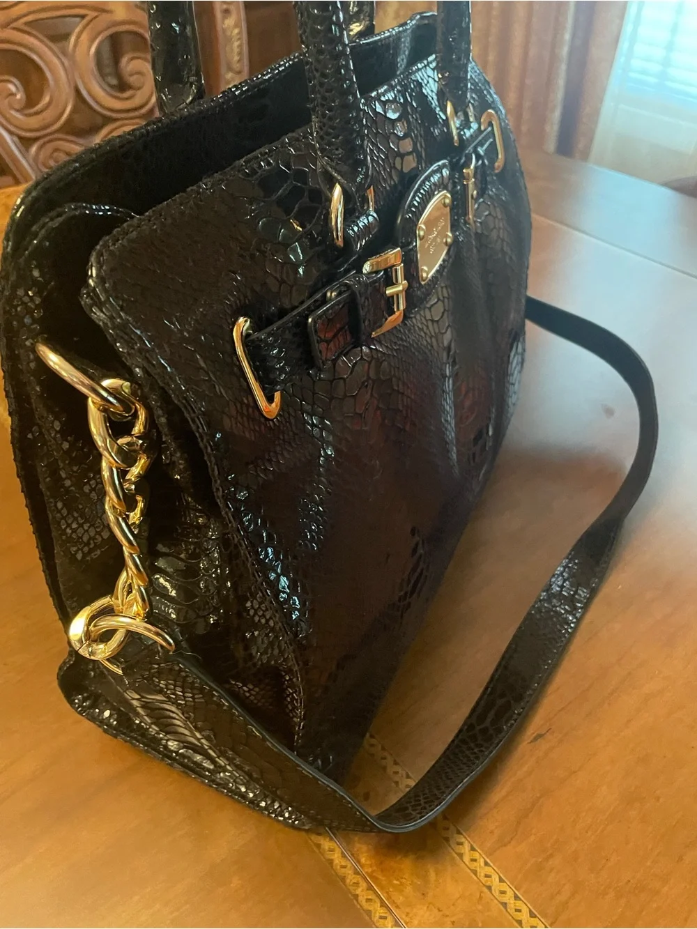Michael Kors Genuine leather large Tote Handbag in Black